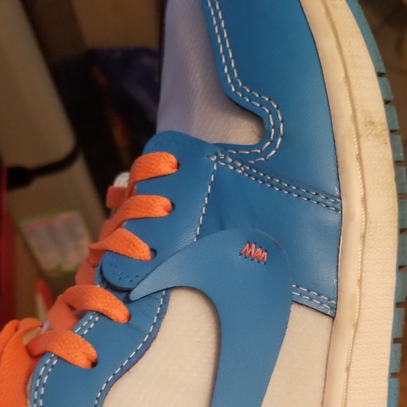 Air Jordan 1 UNC x Off White Used - Picture 2 of 8